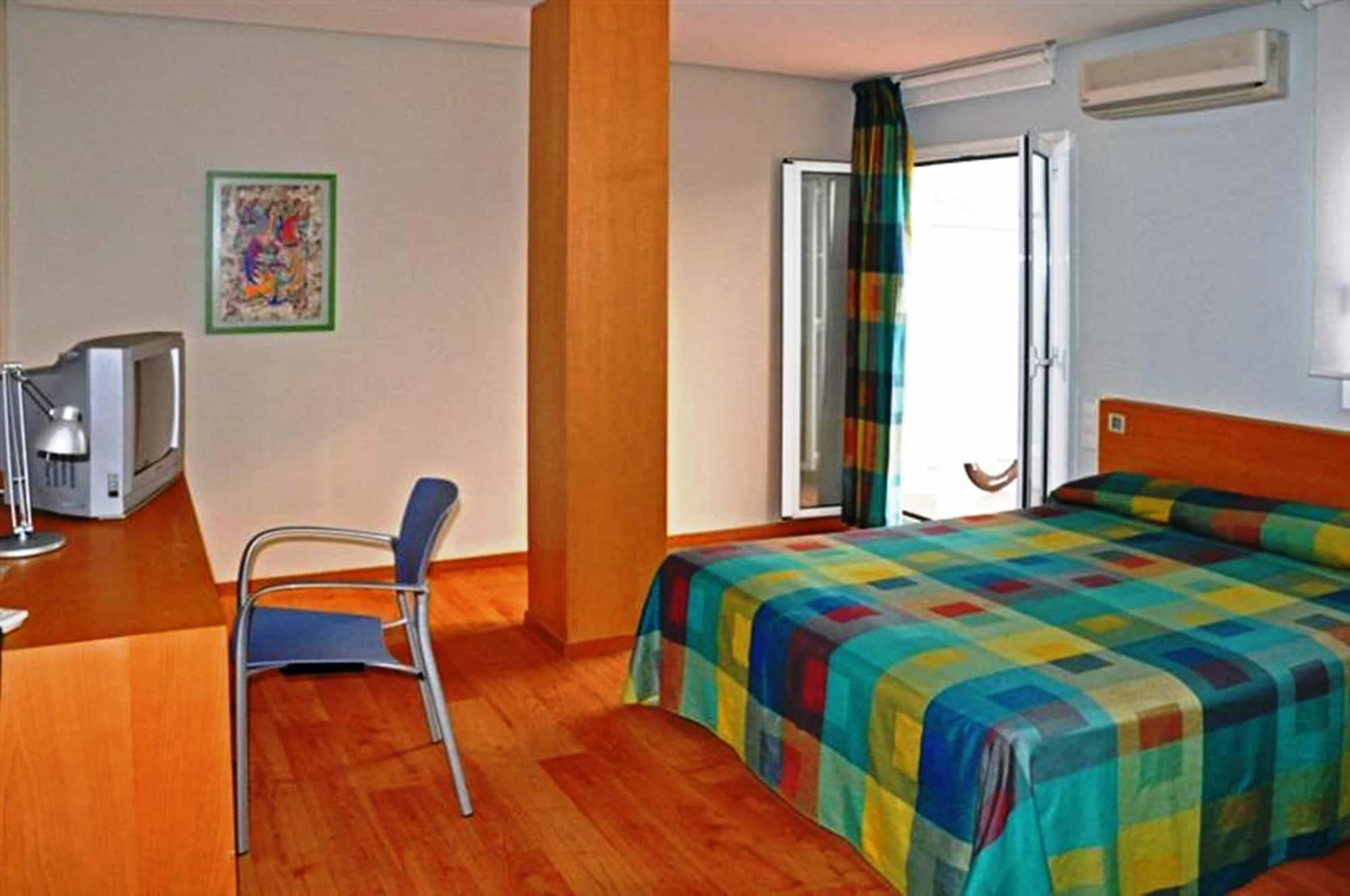 Hotel Haromar Calella Exterior photo