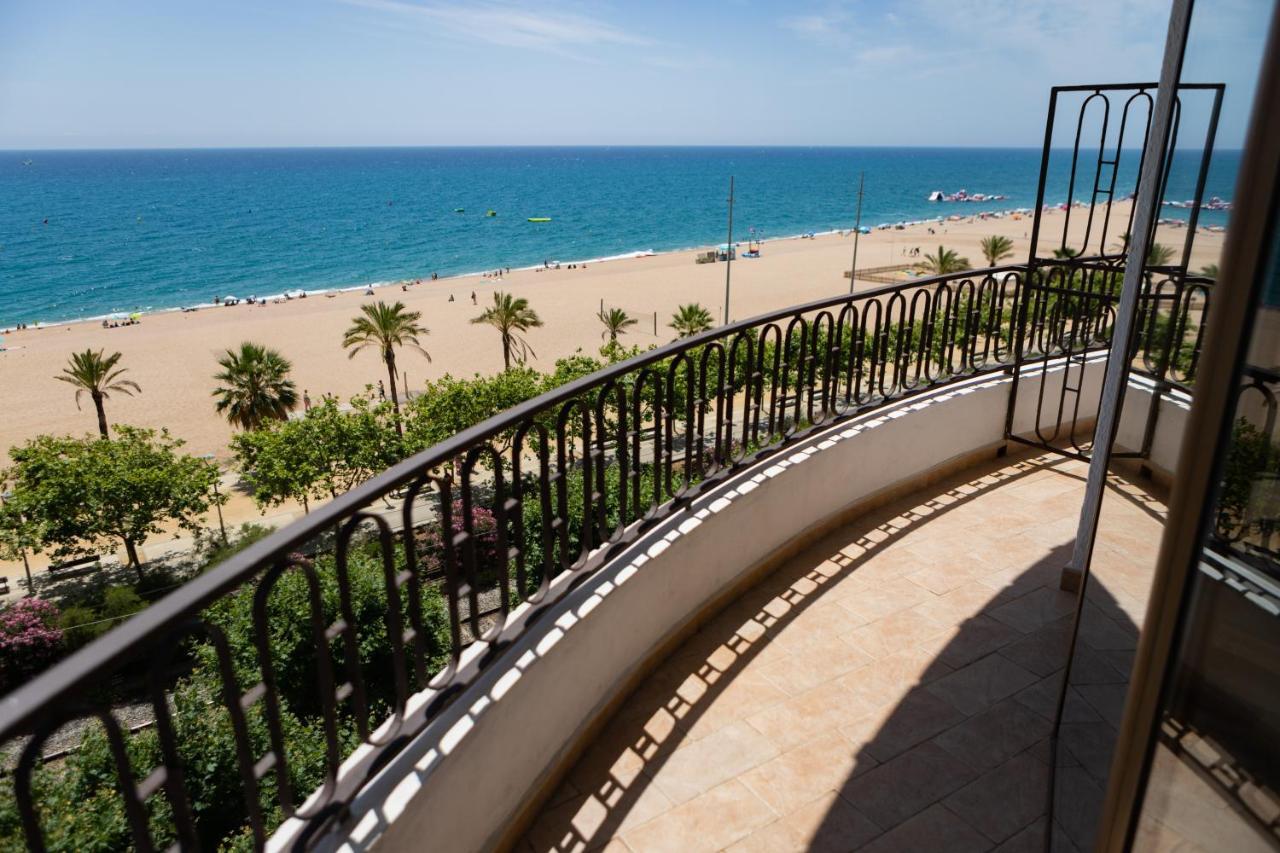 Hotel Haromar Calella Exterior photo