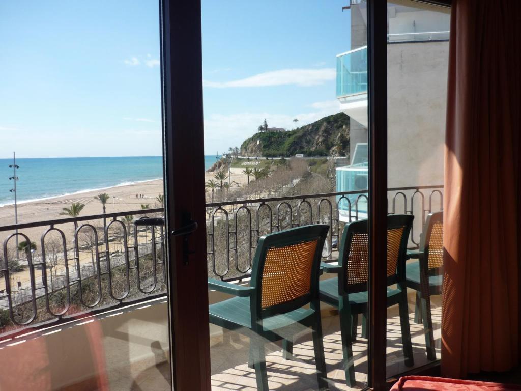 Hotel Haromar Calella Room photo
